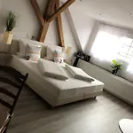 Altstadt-residenz Manz بيت ضيافة 4*