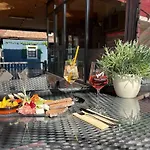 Altstadt-residenz Manz 4*