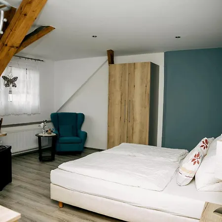 Altstadt-residenz Manz Guest house