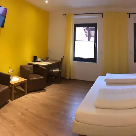 Altstadt-residenz Manz 4*