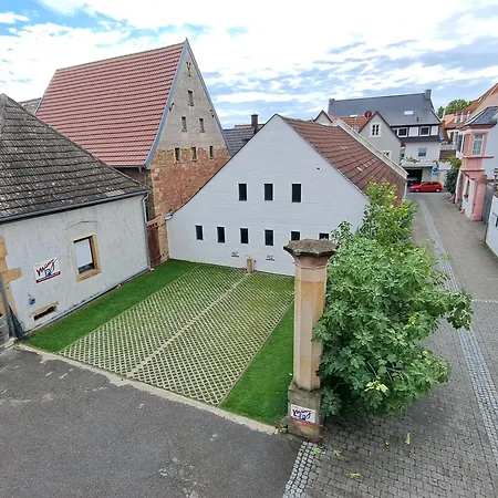 Altstadt-residenz Manz Guest house 4*