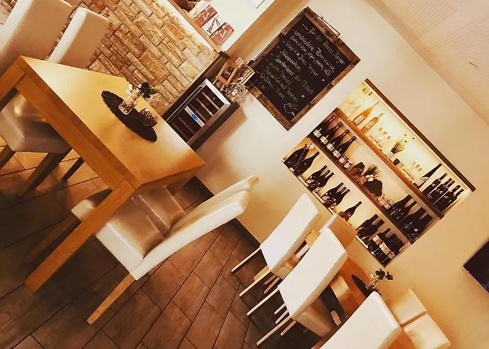 Konukevi Altstadt-residenz Manz 4*